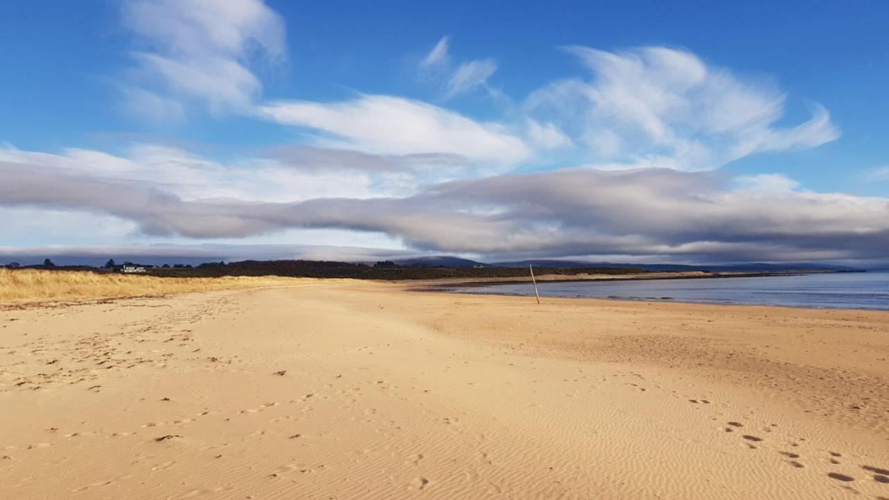 No42 Wild Goose Villa Dornoch Exterior photo